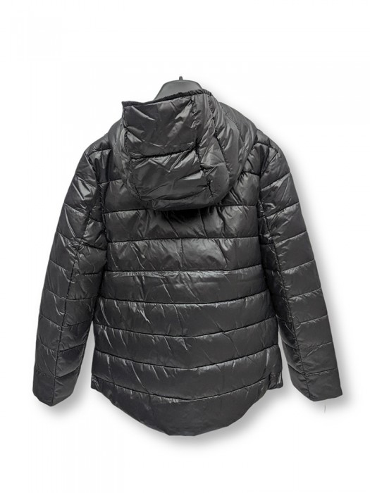 Scurta neagra cu gluga impermeabila pentru fete Scurta neagra cu gluga impermeabila pentru fete