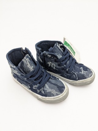 Hi Top boots with unisex laces Hi Top boots with unisex laces