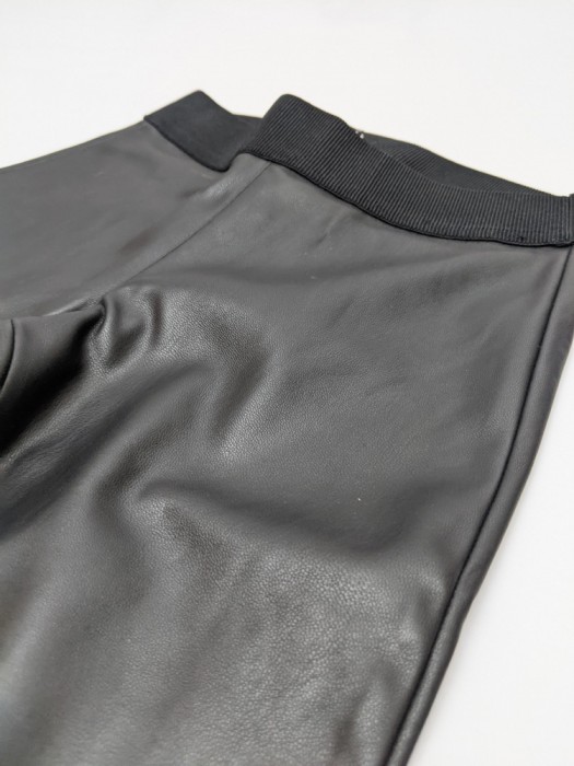 Pantaloni din piele pentru fete Pantaloni din piele pentru fete