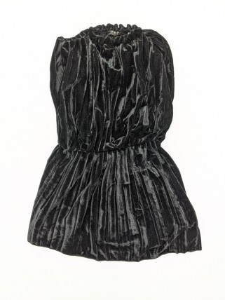 Rochie neagra din velvet pentru fete Rochie neagra din velvet pentru fete